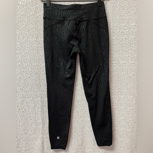 Sweaty Betty All Day 7/8 Leggings Black Animal Emboss Print | size XS - Picture 4 of 10